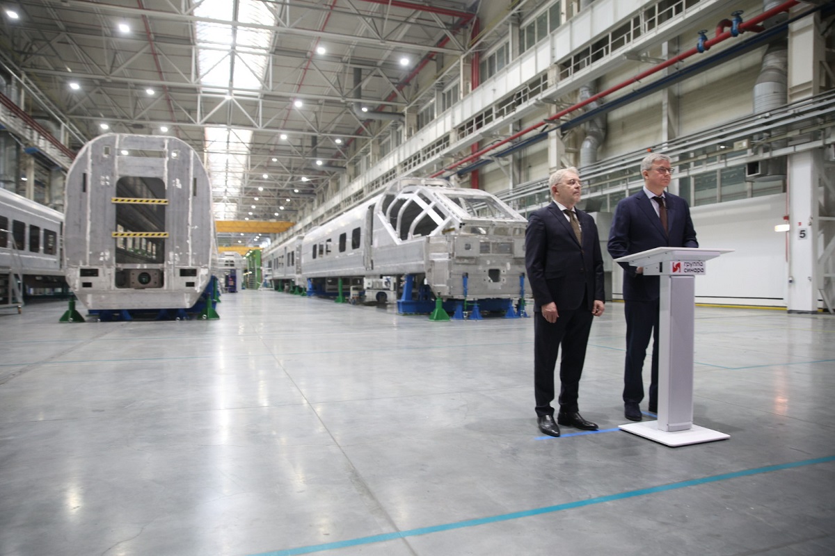 На «Уральских локомотивах» завершена сварка кузовов первых вагонов поезда для ВСМ